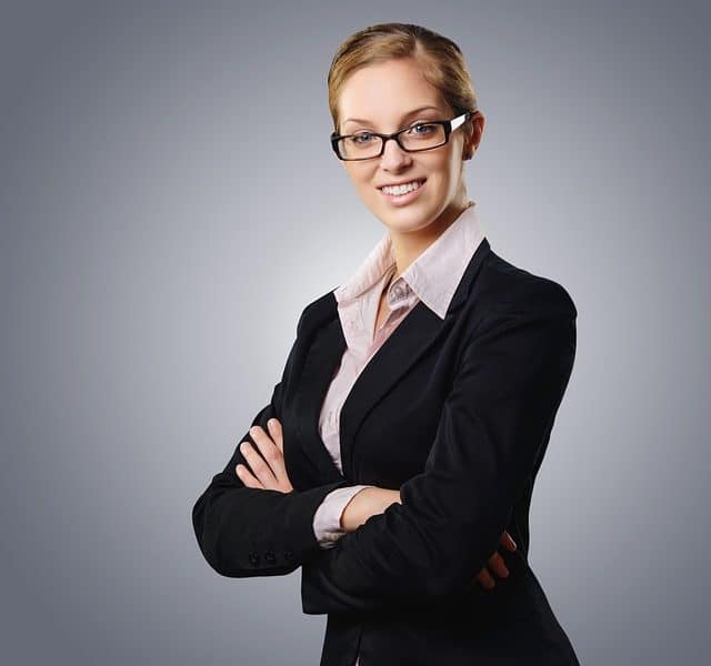 What does a social medie manager do