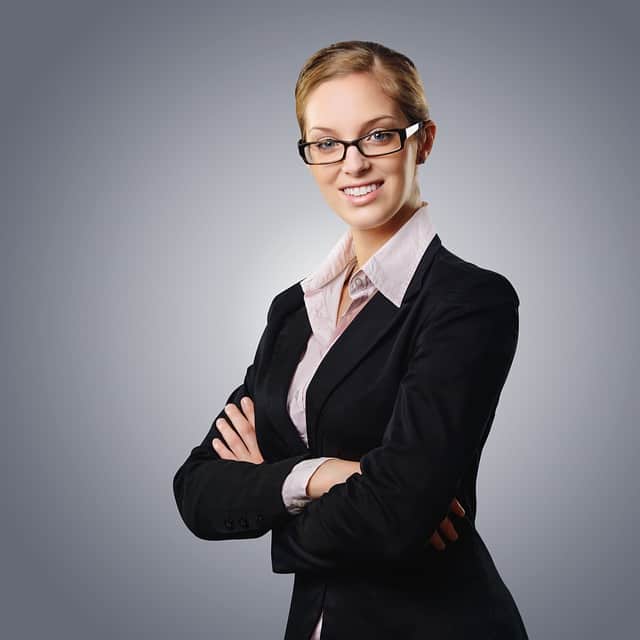 What does a social medie manager do