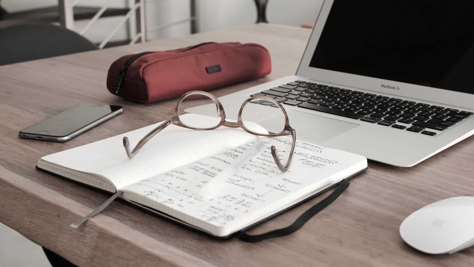 Financial Adviser