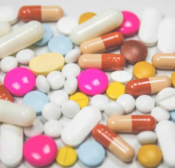 What does a pharmacist do