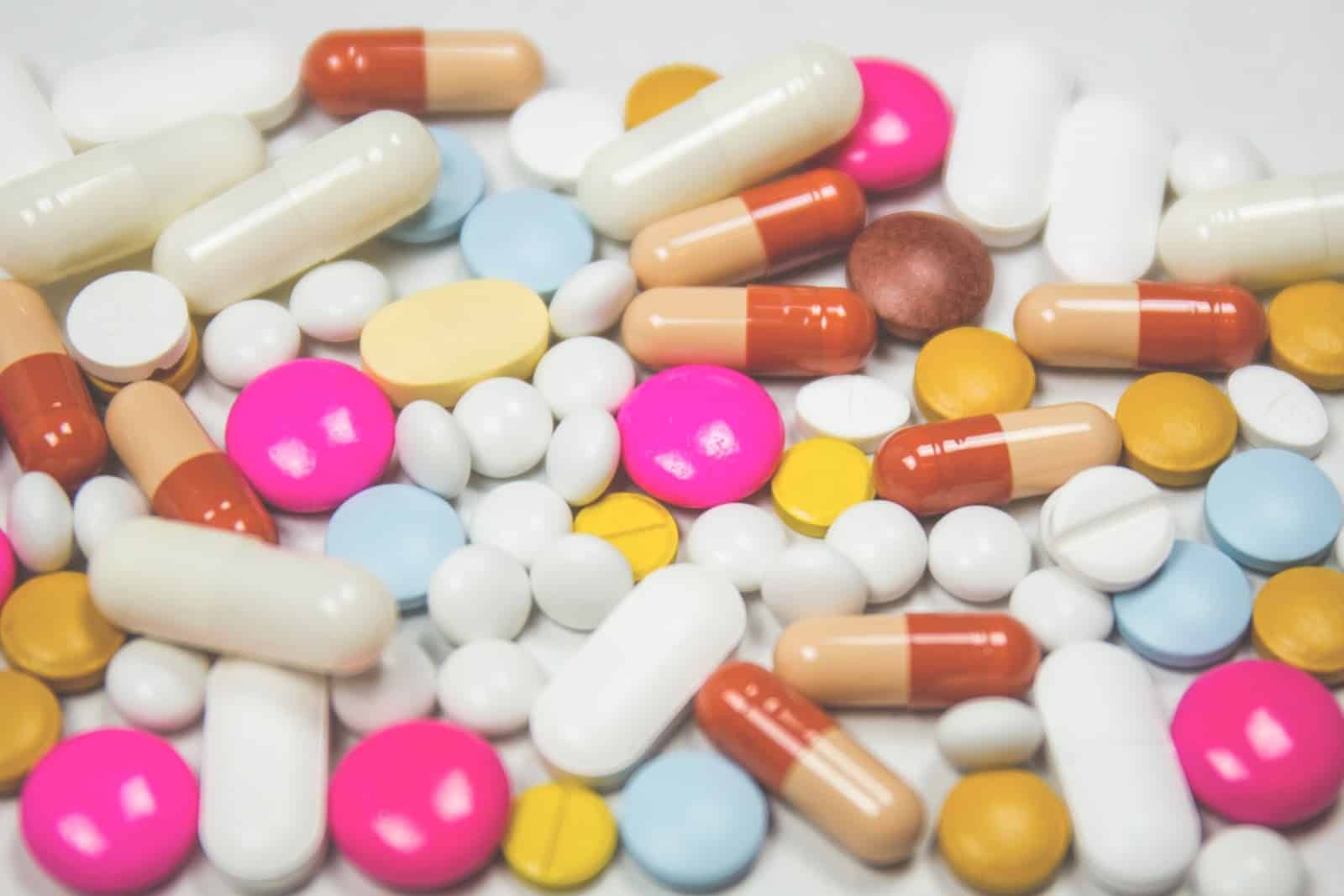 What does a pharmacist do
